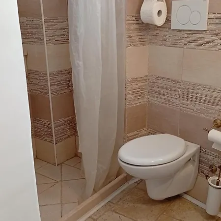 Casa Giovanni Nyaraló